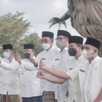 Bupati Hendy Siswanto bersama stakeholder saat berada di TPA Pakusari.