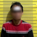 Pelaku jambret yang ditangkap petugas dari Polsek Sukomanunggal. 