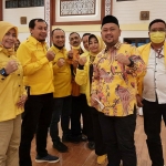 Bupati Fandi Akhmad Yani saat menghadiri konsolidasi di Kantor DPD Golkar Jatim. foto: ist.