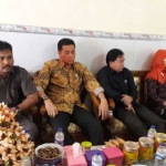 Anggota DPRD Gresik saat sidak ke salah satu lembaga pendidikan, beberapa waktu lalu. foto: SYUHUD/ BANGSAONLINE