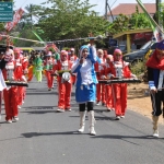 Upacara penutupan TMMD 106 Kodim 0818 di Desa Kedungsalam, Kecamatan Donomulyo, Kabupaten Malang diwarnai penampilan marching band.