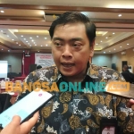 Komisioner KPU Kota Blitar Divisi Sosialisasi, Pendidikan Pemilih, Partisipasi Masyarakat dan SDM, Rangga Bisma Aditya. Foto: AKINA NUR ALANA/BANGSAONLINE