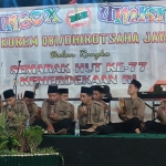 Siswa SMKN 1 Madiun saat memeriahkan semarak Kemerdekaan RI di KOREM 081/DSJ.