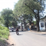 Jalan kabupaten ruas Talun-Gununggangsir, Kabupaten Pasuruan. (foto: ist)