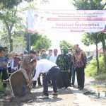 PraktIk uji coba implementasi FABA pada cor beton di Jalan Imam Bonjol, Ponorogo.