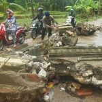 Kondisi kerusakan akabat tsunami. (foto diambil dari detik.com)