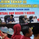 Wali Kota Kediri saat sambutan.