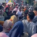 Insiden baku hantam saat lomba gerak jalan di Bangkalan.