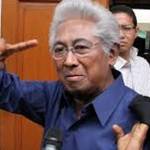 Adnan Buyung juga salahkan Metro TV karena menyiarkan ancaman M Taufik kepada ketua KPU. Foto: Bisnis.com
