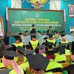 Pelaksanaan wisuda Mahasiswa IAIN Madura di Gedung Auditorium Pusat Kampus IAIN Madura, Rabu (24/8/2022).