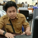 Khoirul Komar Kasi Perizinan DPMPTSL.