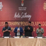 KPU Jatim saat menggelar media gathering. Foto: Ist