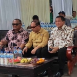 Direktur Utama PT Rizky Megatama Sentosa, Rochmawan, saat foto bersama.