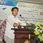 Emil Dardak saat menjadi pembicara seminar nasional di Universitas Merdeka Malang. foto: ist