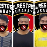 Tiga pelaku saat diamankan Polrestabes Surabaya