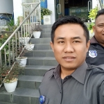 Satpam BNN Kota Batu, Yoga Fitria Weardi, yang menemukan HP milik istri veteran.