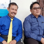 A. Fajar Yulianto, S.H. (kiri) bersama Hariyadi, S.H. dalam suatu kesempatan. foto: ist.