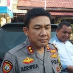 Kapolres Blitar Kota AKBP Adewira Negara Siregar saat memberikan keterangan kepada awak media. foto: AKINA/ BANGSAONLINE