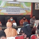 TNI dan Polri kerja bareng cegah penyebaran Covid-19 dengan melakukan pembinaan dan komsos.