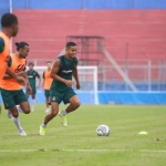 Skuat Persik Kediri sedang berlatih. Foto: Ist.