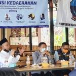 H. Syafiuddin saat menjadi keynote speaker di Diskusi Kedaerahan terkait Krisis Kekeringan di Bangkalan bersama Kadis BPBD, Dinsos dan Kepala Bappeda, Ahad (11/10/2020).