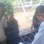 Sri Handayani saat diperiksa petugas Panwaslih setempat. foto: detik.com