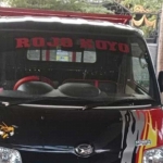 Salah satu mobil pikap yang disewa dan dibawa kabur pelaku.