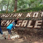 Kawasan Wisata Hutan Kota Trenggalek. foto: HERMAN S/ BANGSAONLINE