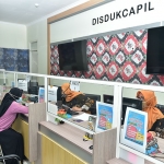 Bagian pelayanan Disdukcapil Lamongan.