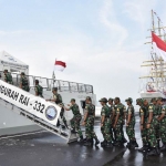 Sebanyak 519 prajurit Taruna dan Taruni Akademi TNI menaiki kapal.