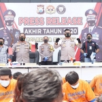 Kapolresta Sidoarjo Kombes Pol. Sumardji pada press release akhir tahun 2020 di Mapolresta Sidoarjo, Selasa (29/12/2020). (foto: ist)