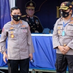 Dirlantas Polda Jatim, Kombes Pol. Budi Indra Dermawan saat didampingi Kapolres Bojonegoro, AKBP M Budi Hendrawan.
