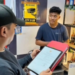 Penggerebekan showroom yang diduga memperjualbelikan, serta menyediakan tempat untuk berpesta miras di Kota Pasuruan.