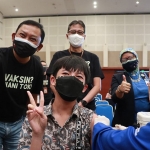 Bank Jatim bersama Sektor Jasa Keuangan Jawa Timur (Jatim) kembali menggelar vaksinasi massal yang berlangsung selama 3 hari, Kamis-Sabtu (26-28/8/2021), di Convention Hall Grand City Convex Surabaya. (foto: ist)