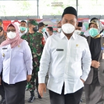 Bupati Gus Yani didampingi Wabup Bu Min beserta pejabat forkopimda dalam suatu acara, beberapa waktu lalu. foto: SYUHUD/ BANGSAONLINE