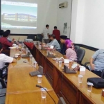 Rapat kerja Disperindag dengan Komisi II DPRD.