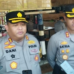 Kapolres Pamekasan, AKBP Jazuli Dani Irawan (kiri).