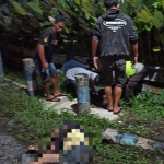 Evakuasi korban kecelakaan maut di Jalan Umum Desa Soso, Kecamatan Gandusari, Kabupaten Blitar.