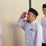 Dua narapidana kasus terorisme saat melakukan ikrar setia kepada NKRI di Lapas Kelas IIB Ngawi, Kamis (1/2/2024).