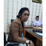 Amirul Musthofa mengadukan pendampingan APH dalam e-Katalog kepada Komisi III DPRD Situbondo.