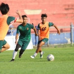 Para pemain Persik saat latihan. Foto: Ist.