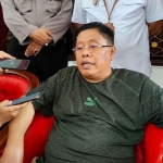 Wali Kota Blitar, Santoso, saat memberi keterangan kepada awak media.