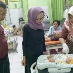RSUD Sidoarjo beri perawatan intensif pada sang bayi.