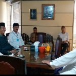H. Syafiuddin bersama Fattah Jasin Calon Bupati Sumenep saat silaturahmi ke kediaman Ketua PCNU Sumenep K.H. A. Panji Taufik. (foto: ist)