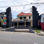 Kantor Balai Desa Kembangan, Kecamatan Kebomas. foto: SYUHUD/ BANGSAONLINE