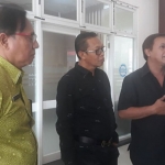 Ketua Komisi B DPRD Kota Batu, Hari Danah Wahyono bersama Kepala Dinas Pertanian Kota Batu, Sugeng Pramono saat kunjungan kerja di Kantor Dinas Pertanian Kota Batu, Selasa (7/1).