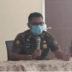 Kepala Satpol PP Kota Surabaya, Eddy Christijanto ketika memberi keterangan.