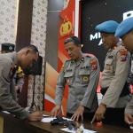Kabag Log Polres Kediri Kota, Kompol Kus Sumardi, saat memimpin kegiatan. Foto: Ist