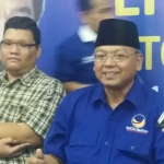 Anggota Bappilu DPW Partai NasDem Jawa Timur, Rizki Pancasilawan (kiri) bersama Ketua DPW Partai NasDem Jatim, Rendra Kresna saat acara partai beberapa waktu yang lalu. foto: DIDI ROSADI/ BANGSAONLINE