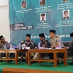 Tampil sebagai pembicara, diantaranya, Dewan kehormatan ICMI Pusat Fuad Amsyari, serta Guru Besar Sosiologi UIN Sunan Ampel Surabaya Masdar Hilmy, Kombes Pol Sulistyo Pudjo Hartono, SIK MSi.